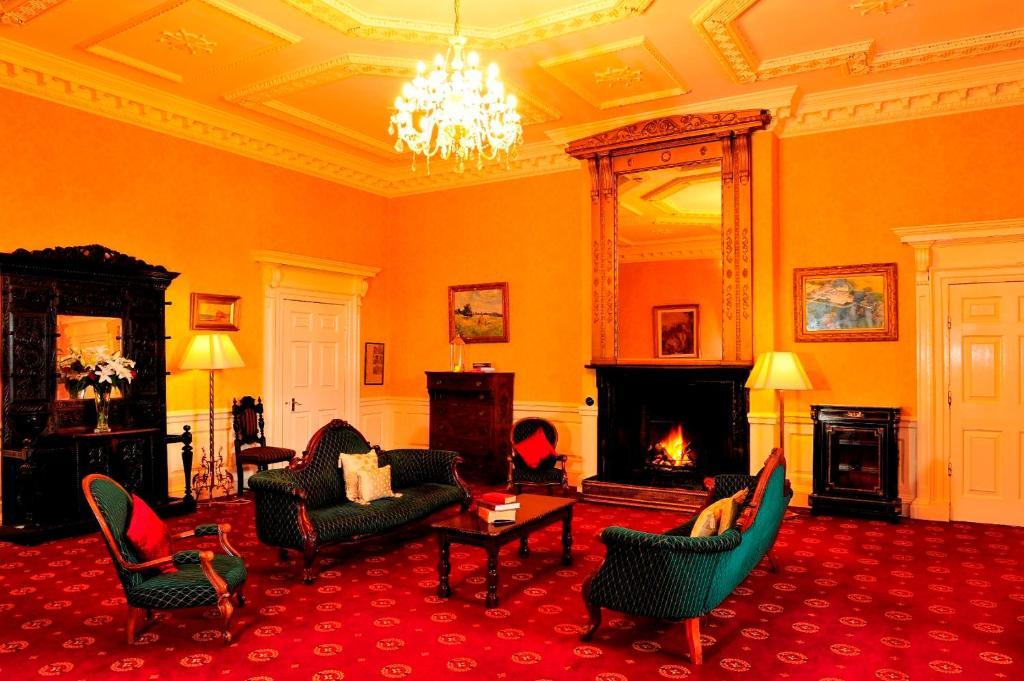 Dundrum House Hotel, Golf & Leisure Resort Экстерьер фото