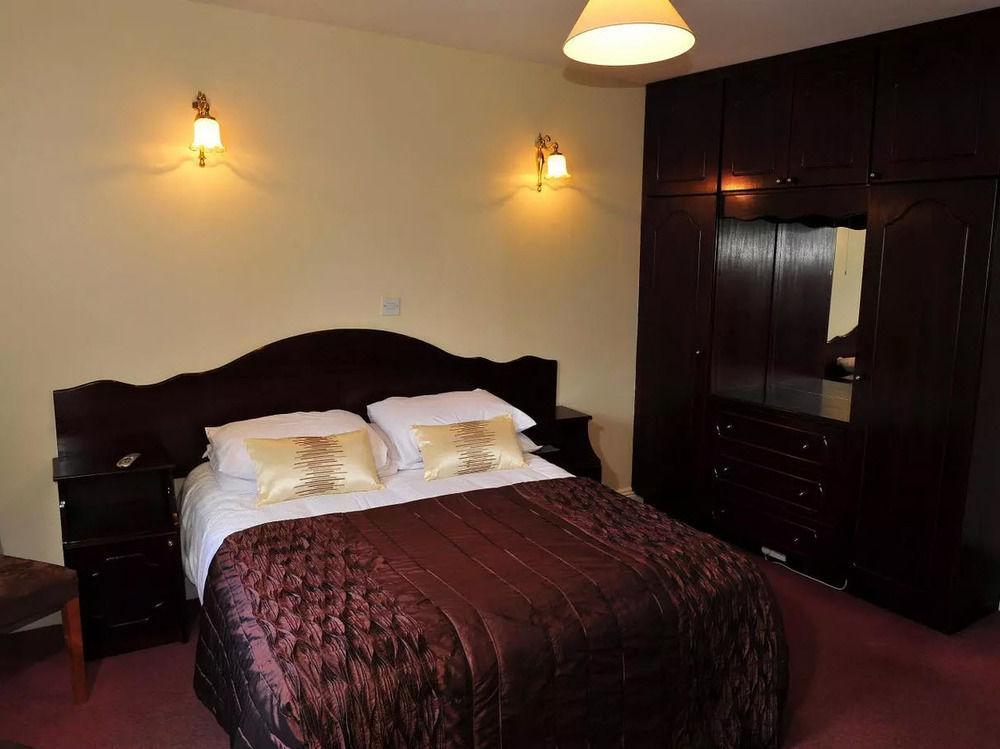 Dundrum House Hotel, Golf & Leisure Resort Экстерьер фото